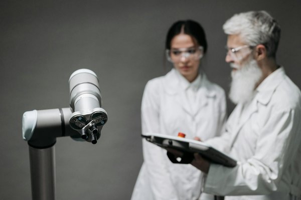 Welke invloed hebben videogames op de sociale vaardigheden van jongeren?